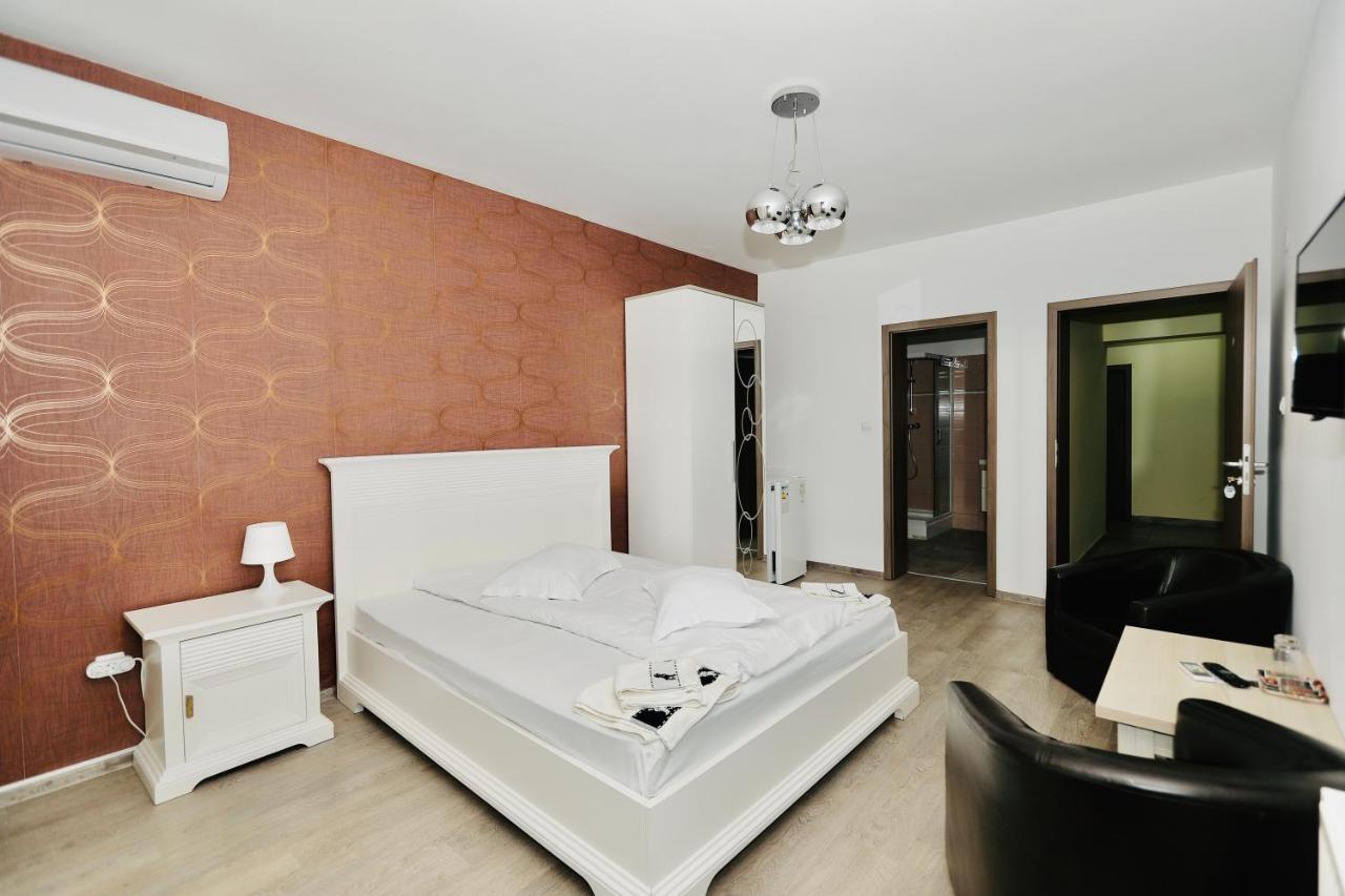 Hotel Casa Golopenta Băile Herculane Exteriér fotografie